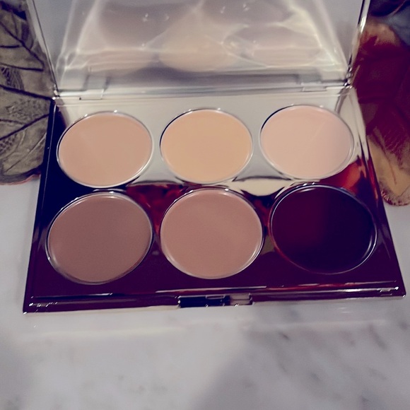 ICONIC London Other - Iconic London Sculpting Palette